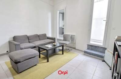 Appartement À Vendre — photo du bien