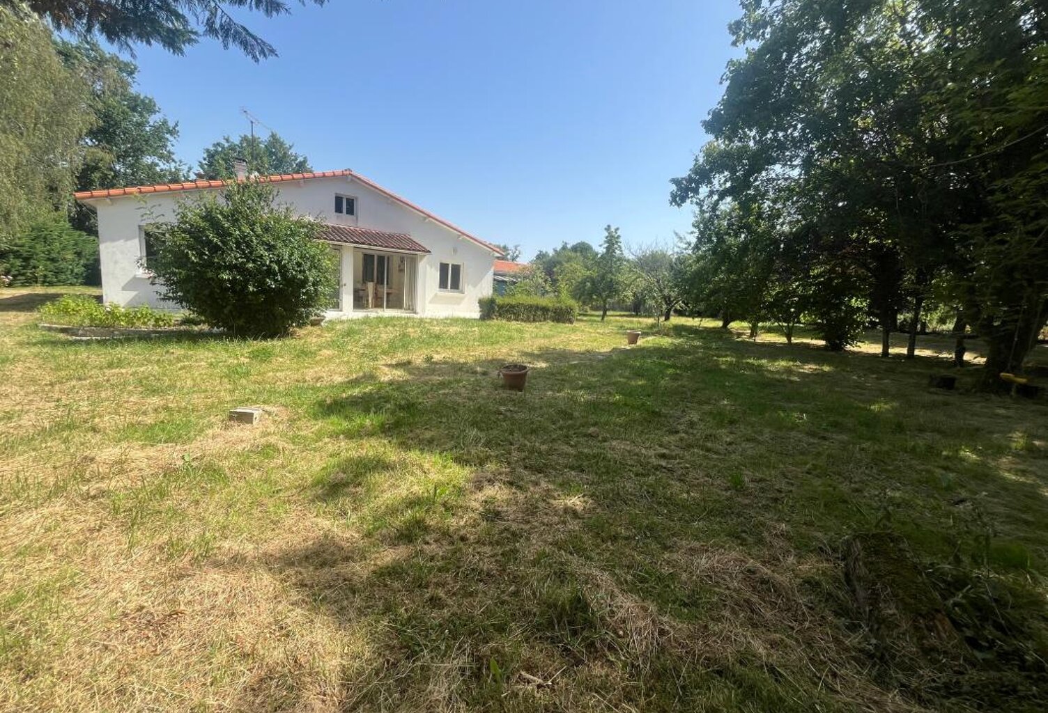 Maison 130 m² - Chaniers — photo 1