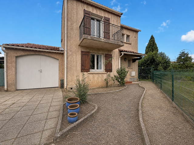 VENTE EN EXCLUSIVITÉ - LE MUY - Maison individuelle de 110.m2 avec garage dans une résidence proche des commod — photo du bien