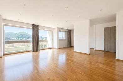 Appartement 5 pièces 245000 €