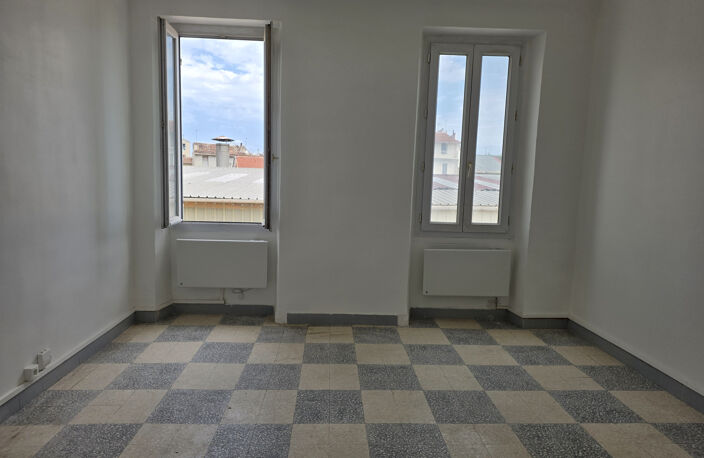 T2 vacant rénové Euromed 2 — photo 5