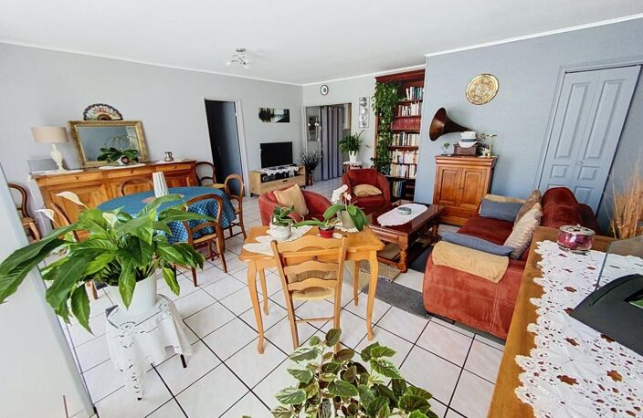 Appartement À Vendre avec deux caves — photo 2