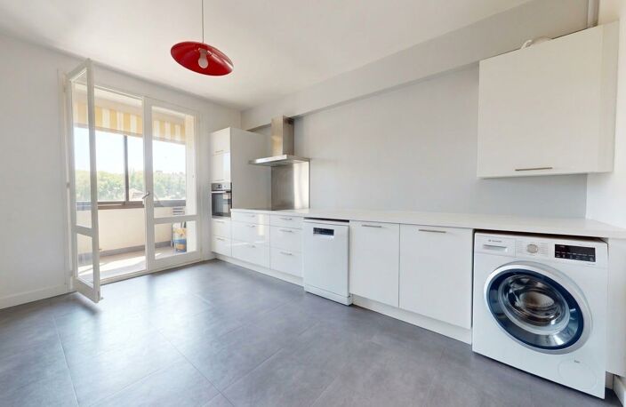 Appartement T3/4 (95m2) TOULOUSE / BARRIERE DE PARIS — photo 4
