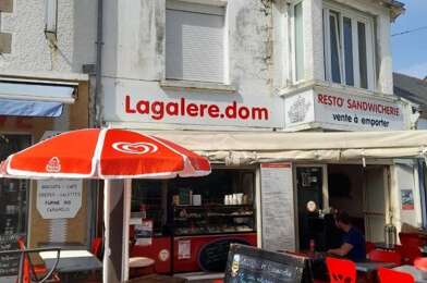 Immeuble  307400 €
