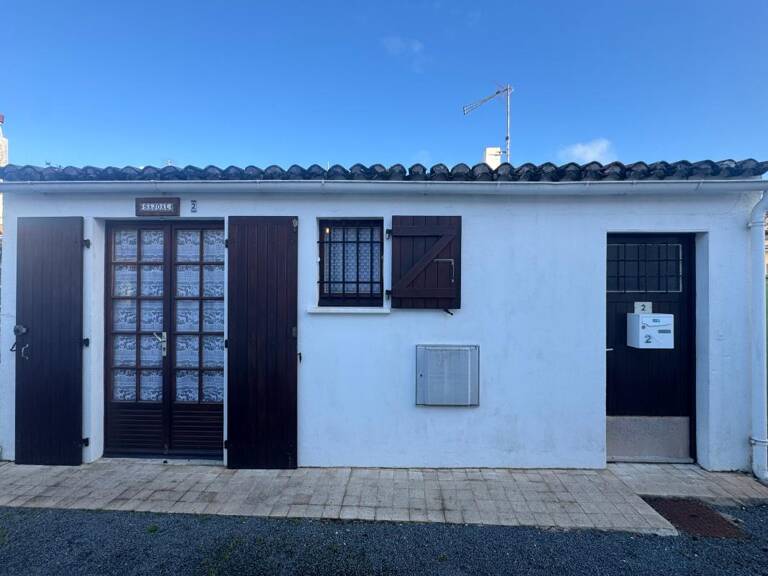 Maison À Vendre - GRAND VILLAGE — photo 1