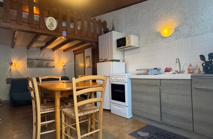 Maison À Vendre - GRAND VILLAGE — photo 3