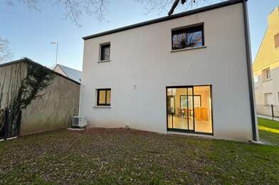 Maison 4 pièces 1690 €