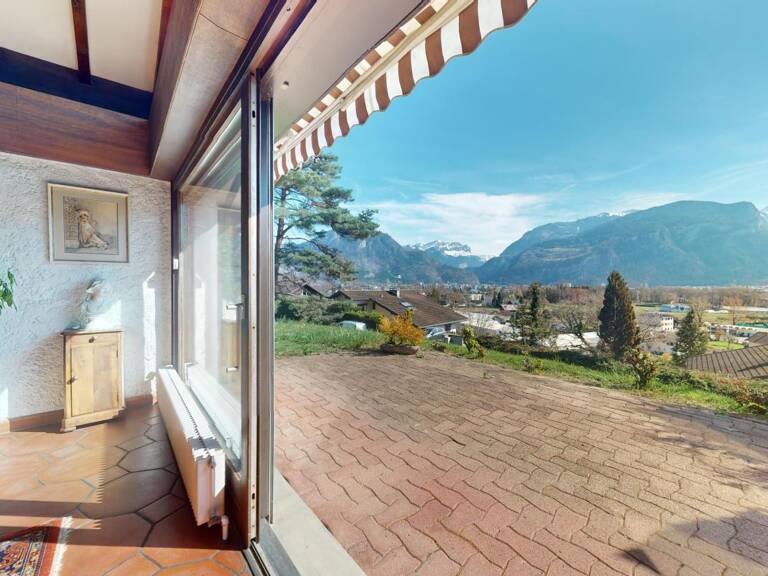 Maison d'exception avec vue panoramique sur la vallée — photo 1