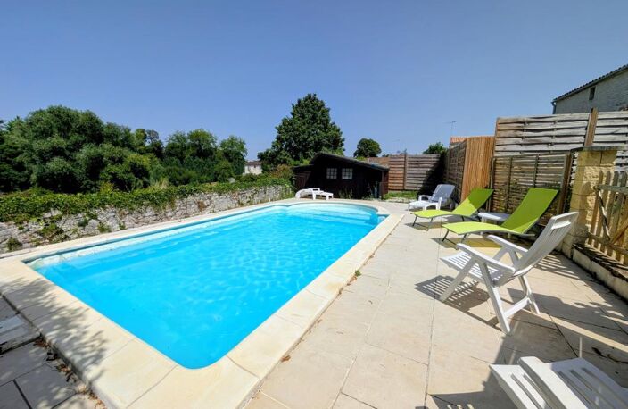 Charmante maison de caractère de 126m2, 5 pièces avec piscine chauffée — photo 2