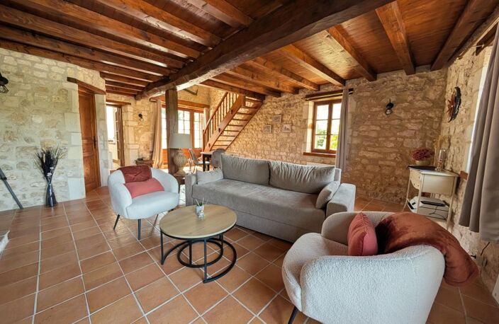 Charmante maison de caractère de 126m2, 5 pièces avec piscine chauffée — photo 3