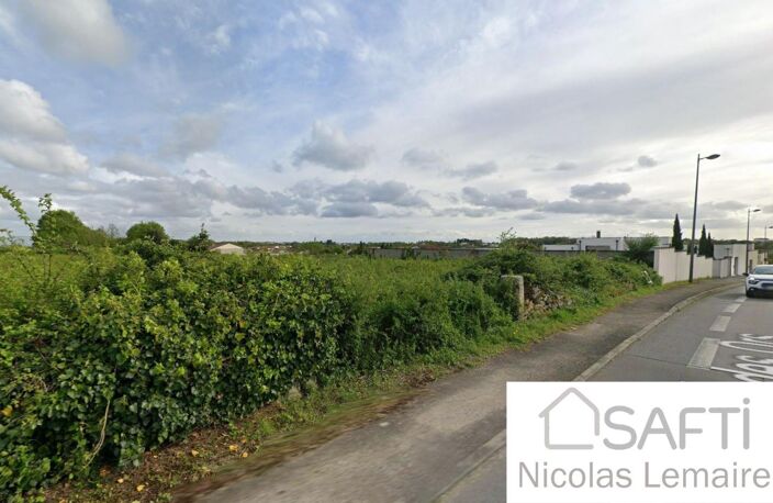 A vendre très beau terrain d'une superficie de 283 m² libre de constructeur LOT N° 2 sur NIORT proche zone commerciale. — photo 2