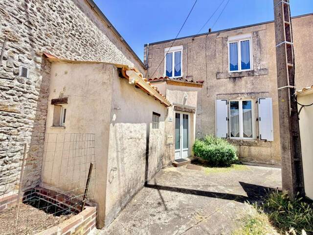 Maison À Vendre — photo du bien