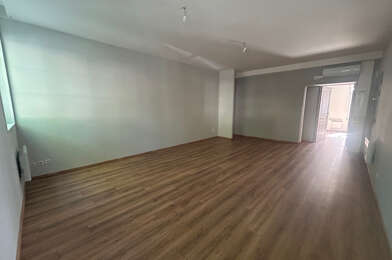 Appartement 5 pièces 840 €