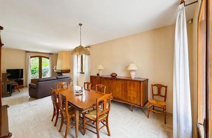 Maison T5 avec grand jardin arboré — photo 4