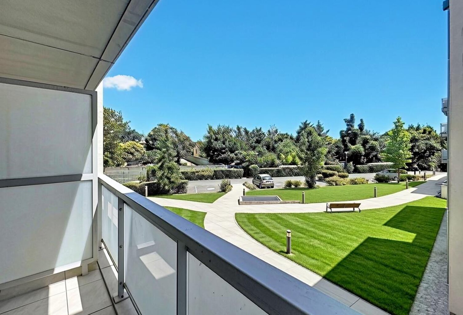 Coup de cœur à Grand Selve : Superbe T2 42 m² lumineux + Balcon & Parking — photo 1