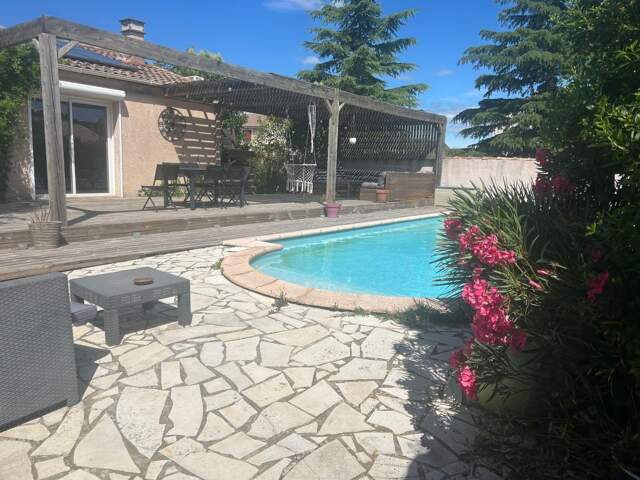 Maison À Vendre — photo du bien