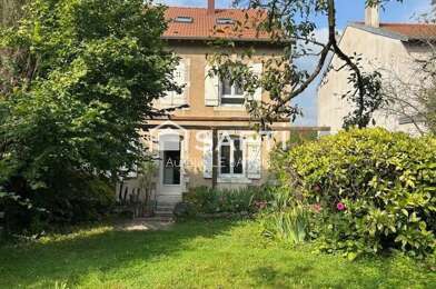 Maison 7 pièces 299000 €