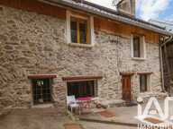 Vente Maison/villa 8 pièces — photo 2