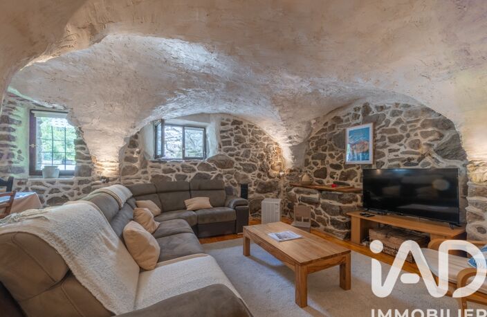 Vente Maison/villa 8 pièces — photo 4