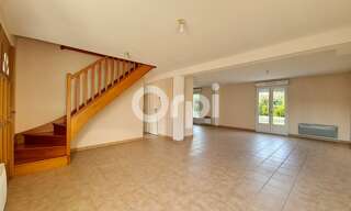 Maison 5 Pièces 104 m² à louer à Saint-Denis-en-Val (45560)