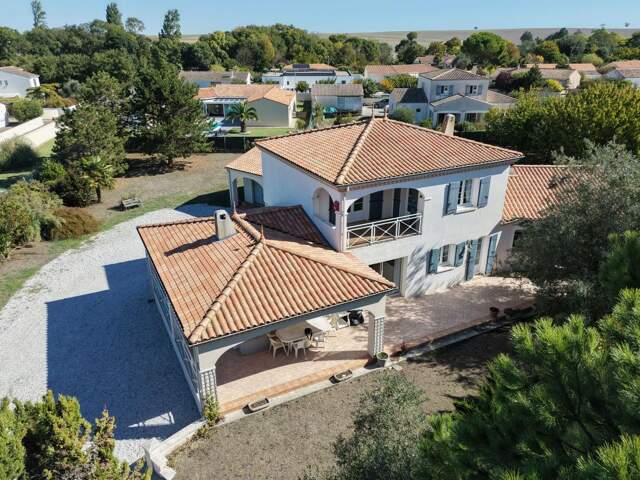 Belle maison - Belle parcelle de 5975m² — photo du bien