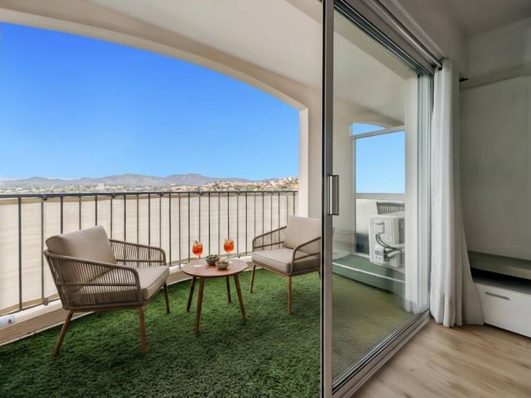 Appartement 2 pièces de 46 m² avec terrasse, parking et cave, Résidence de standing — photo 1