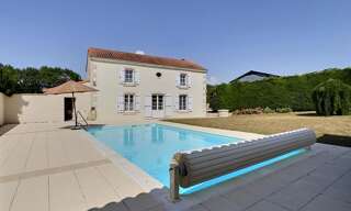 Maison 6 Pièces 189 m² à vendre à Saint-Martin-de-Bernegoue (79230)