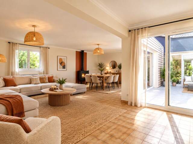 91700 - Maison de 9 pièces - 230 m² — photo du bien