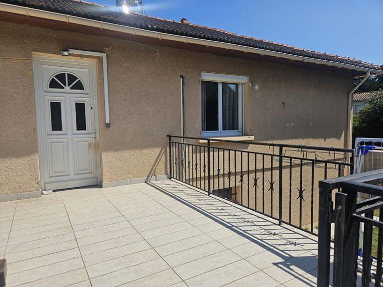 Maison Saint Genis Laval 4 pièce(s) 105 m2 — photo 1