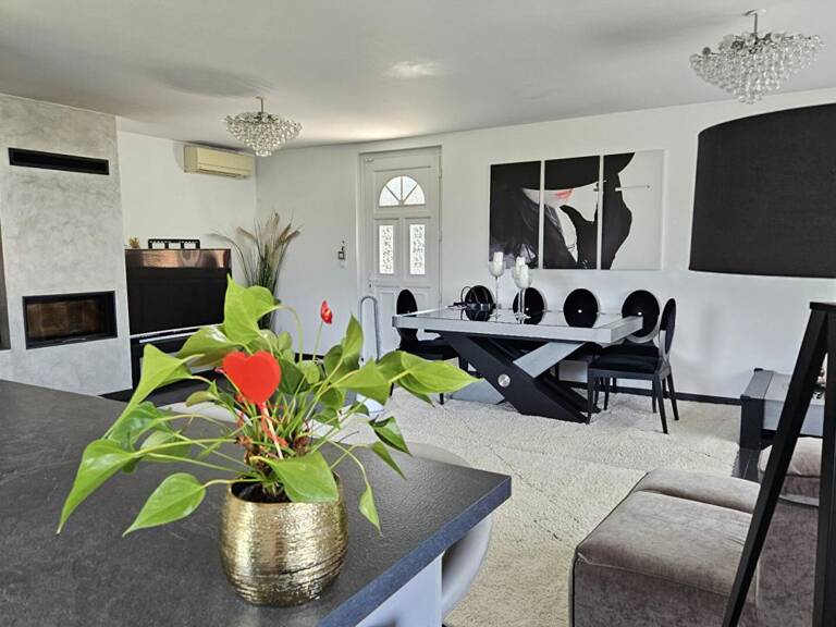 Maison Saint Genis Laval 4 pièce(s) 105 m2 — photo 1