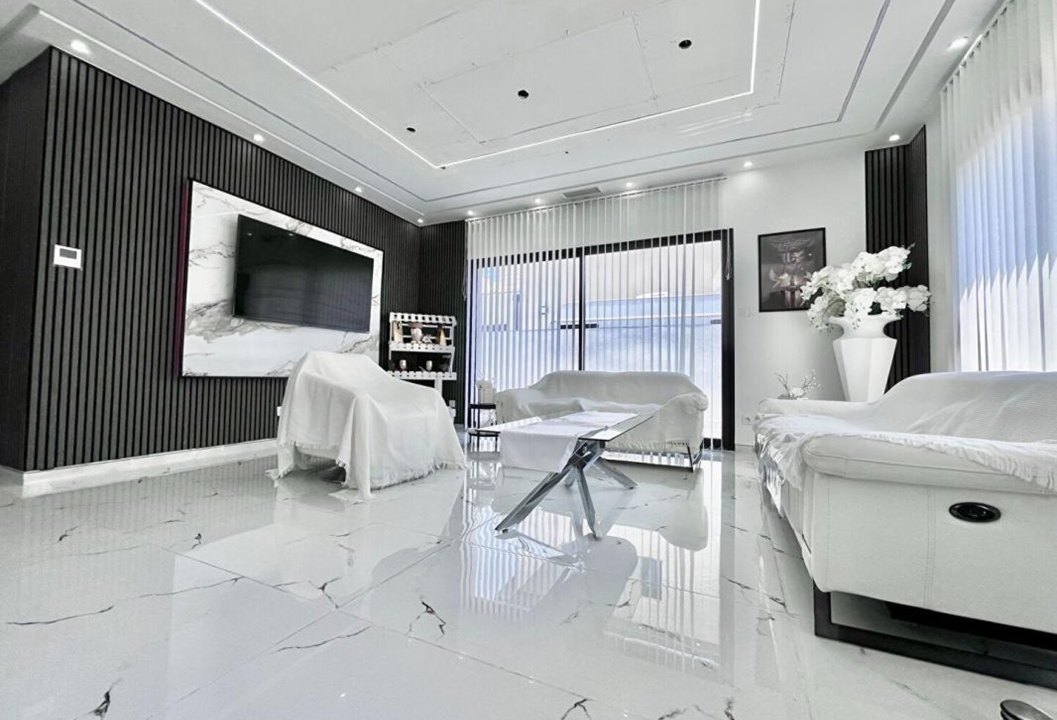 Magnifique maison de plain-pied de 102 m²  de style contemporaine sur un terrain 3 faces de 299 m² — photo 1