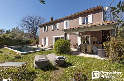 Villa avec piscine, jolie dépendance et vue dégagée — photo du bien