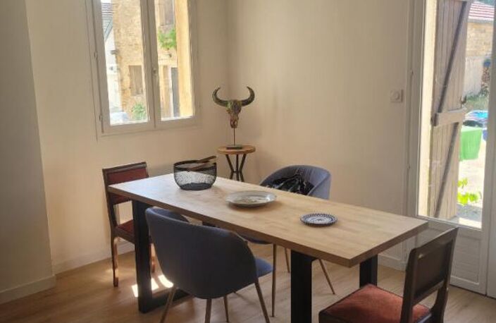 Maison en pierre du XVIIIe sur parcelle de 436m² — photo 4