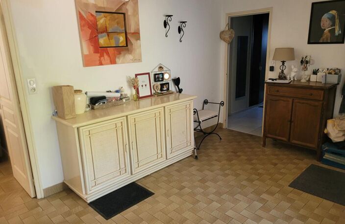 Maison Fontenay Le Comte 10 pièce(s) 208 m2 — photo 3