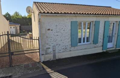 Maison en pierre  70 m² habitables  Garage de 36 m²  Terrain clos sans vis-à-vis  À 9 min de Luçon et moins de 15 min des plages — photo du bien