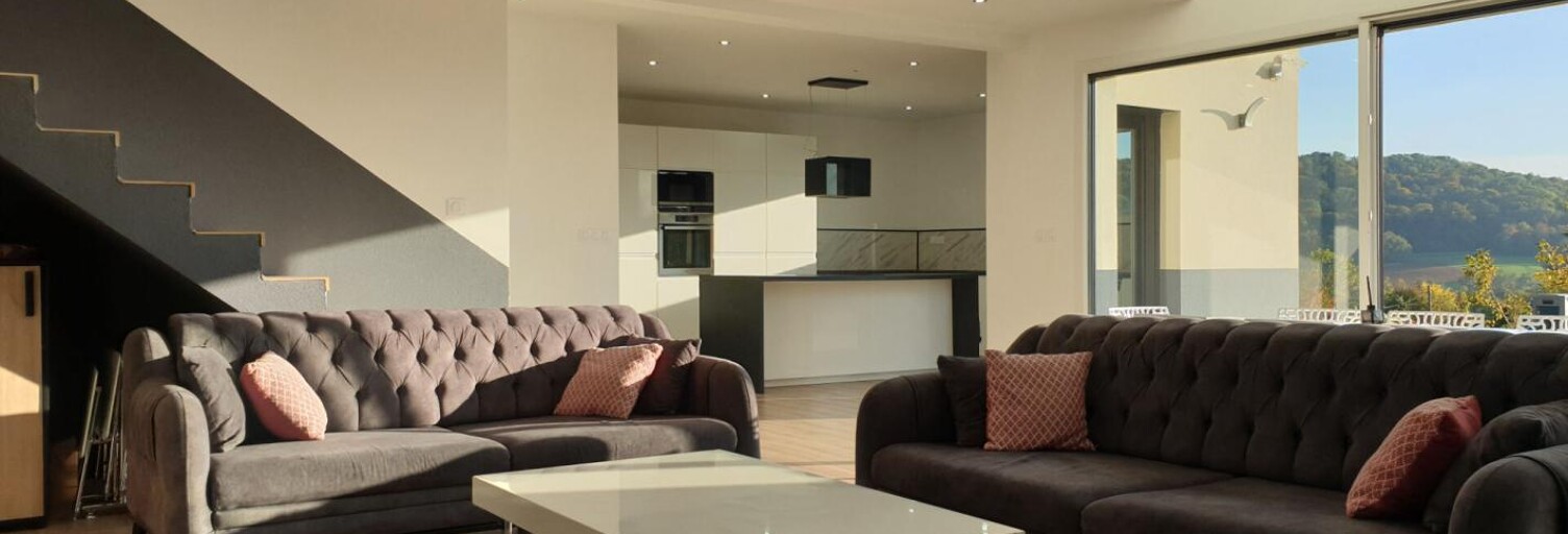 Maison 8 Pièces 213 m² à vendre à Essert (90850)