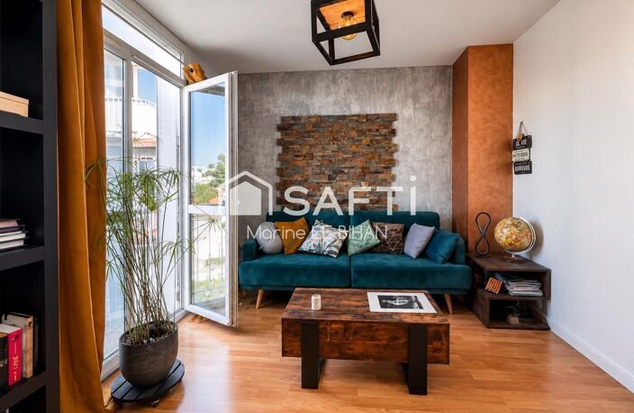T3 en Duplex traversant avec parking et grenier — photo 3