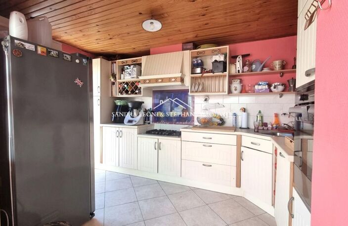 PROCHE MAINTENON - MAISON AUTHENTIQUE DE 166 M², 7 PIECES AVEC DEPENDANCE — photo 4