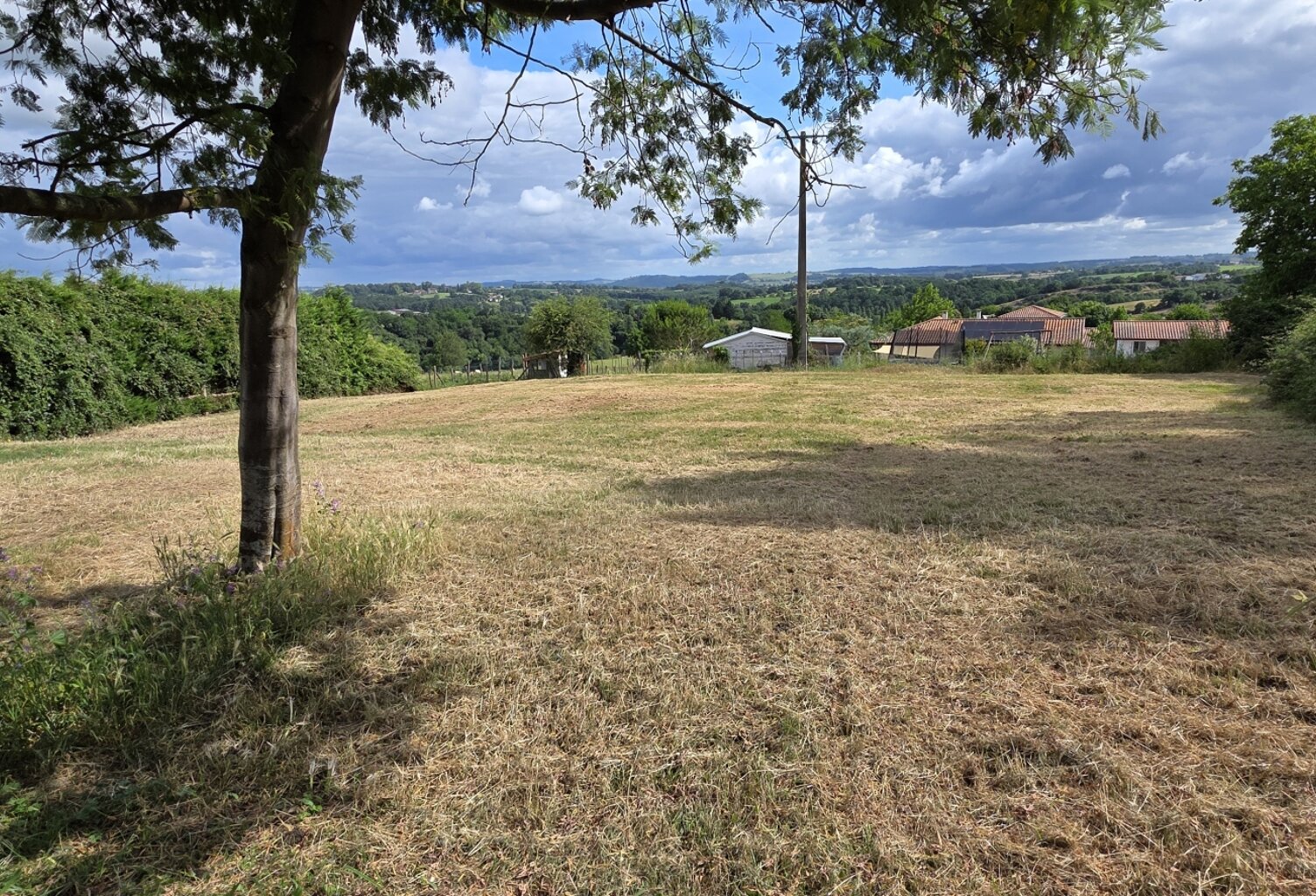 Vente Terrain à bâtir 1 200 m&sup2; — photo 1