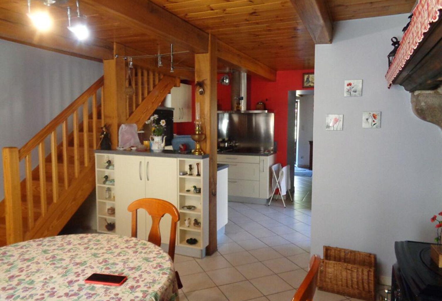 Beurieres (63), maison de 107 m2, 3 chambres sur 419 m2 de terrain — photo 1