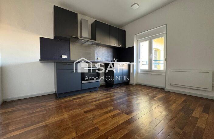 Immeuble 4 appartements + local commercial — photo 3