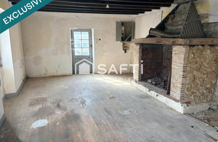 Maison de 117m² à renover entièrement avec une petite courette — photo 4