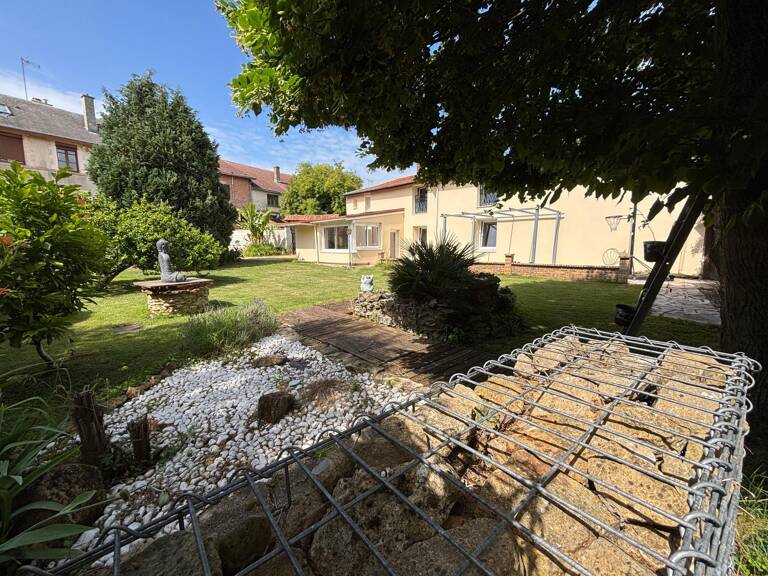 Maison individuelle avec grand terrain arboré — photo 1