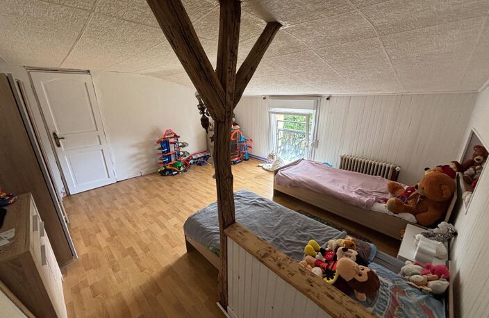 Maison individuelle avec grand terrain arboré — photo 4