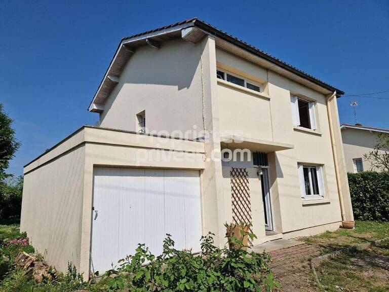 Maison avec jardin — photo 1