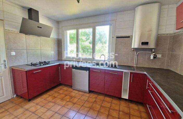 Maison avec jardin — photo 2
