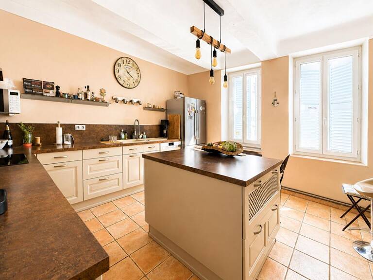 Appartement de caractère de 174 m2 avec terrasse de 55 m2 - Centre-ville Hyères — photo 1