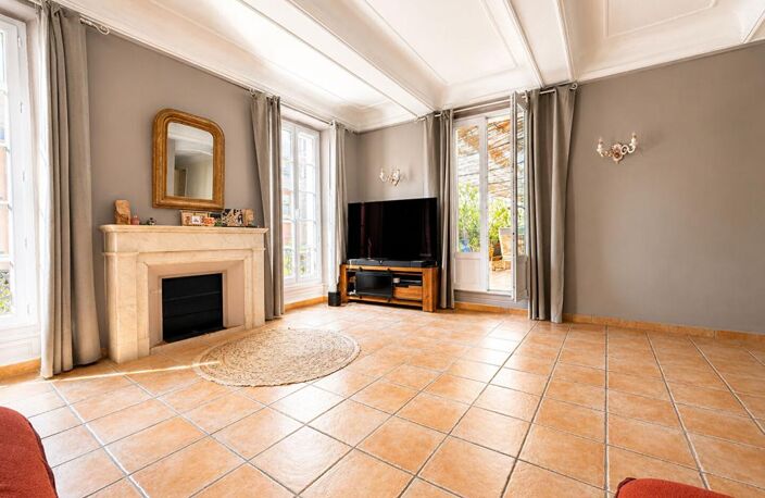 Appartement de caractère de 174 m2 avec terrasse de 55 m2 - Centre-ville Hyères — photo 5