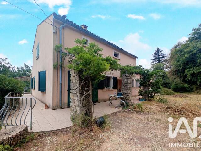 Vente Maison/villa 8 pièces — photo du bien