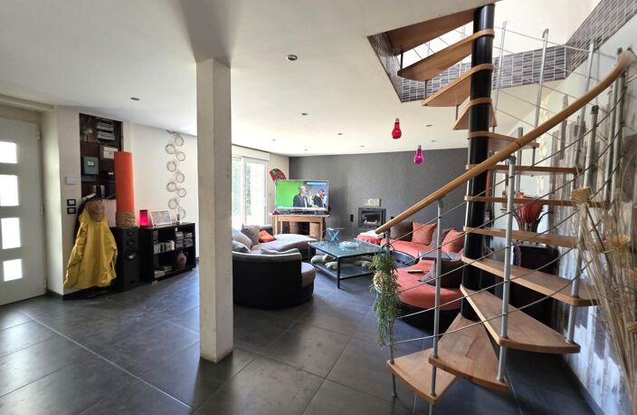 Maison de campagne, 4 chambres, terrain et grand hangar — photo 4